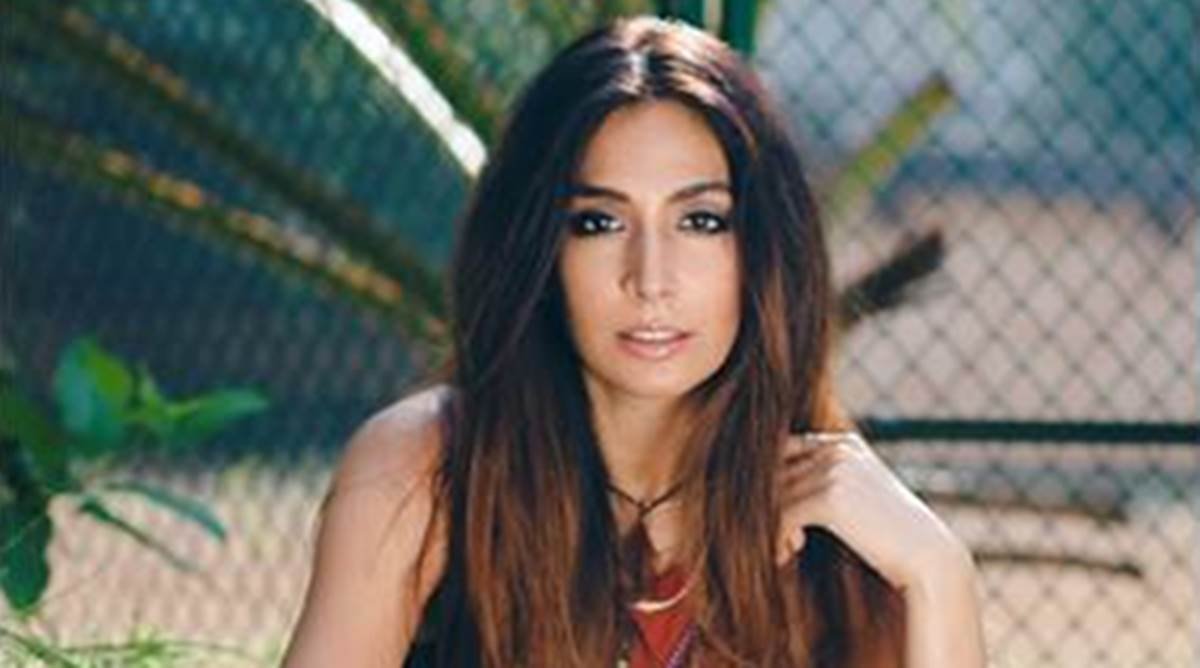 monica-dogra