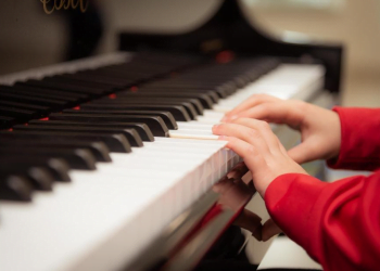 A Parent’s Guide to Successful Music Classes