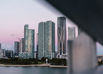 Miami Real Estate Agency: Find Your Perfect House at CardinalMiami.com