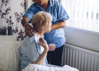 5 signs your loved one needs help (And what to do about it)