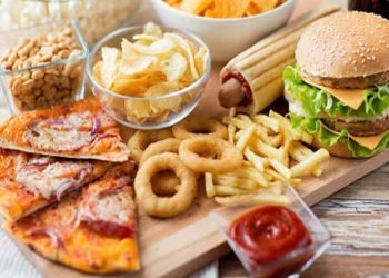 How to Curb Binge Eating during COVID
