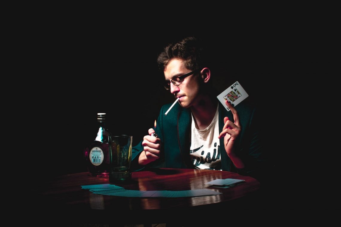 How To Read Your Opponents When Playing Online Poker
