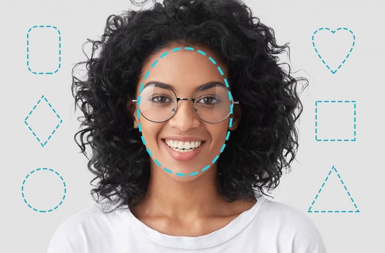Reasons Why Oval Eyeglasses Are Trending Right Now