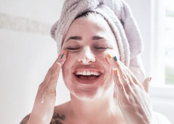 Best Daily Skincare Routine