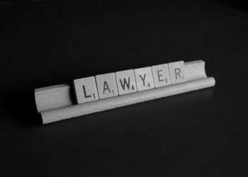 8 Tips for Hiring a Lawyer After a Car Accident
