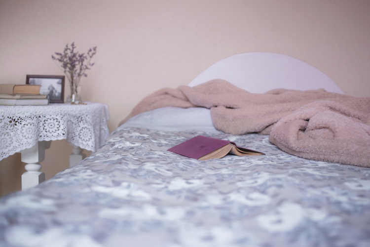 5 Ways to Transform a Bedroom Yourself