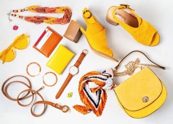 5 Fashion Accessories To Wear For Women in 2022