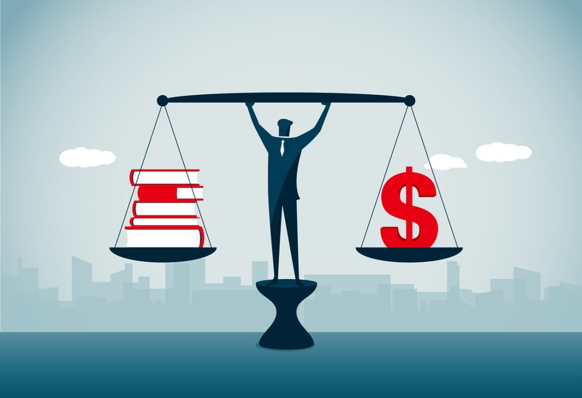 How to Balance Work and Studies? A Guide for College Students!