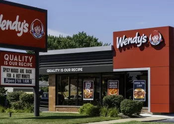 What Time Does Wendy’s Open?