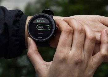 Suunto — innovative and reliable watches for enthusiasts of extreme sports