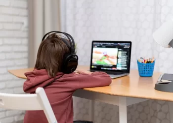 The Advantages of Choosing Upskillstutor: How the Platform is Helping Students Achieve Academic Success