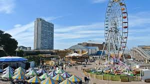 London: A Guide to Theme Parks and Must-Do Activities