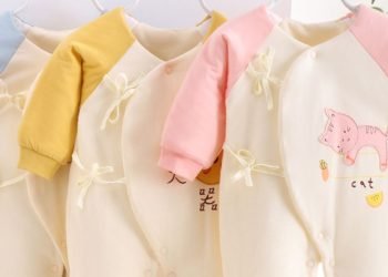 TheSpark Shop: A Review of the Bear Design Long-sleeve Baby Jumpsuit