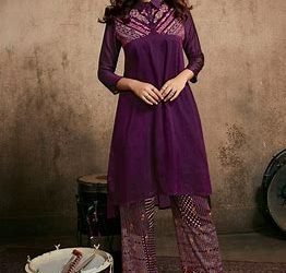 The Evolution of Kurta Sets: Traditional Roots and Contemporary Flair