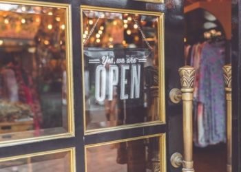 Maximizing Profits: Secrets to Running a Successful Consignment Shop
