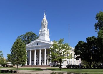 A Guide to the Best Catholic Colleges in Ohio in 2023