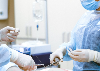 The Role of Diet in Reducing Swelling After Surgery  