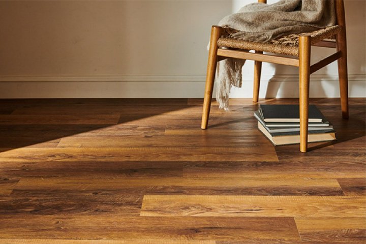 Your Comprehensive Guide to Vinyl Plank Flooring in Las Vegas: Everything You Need to Know
