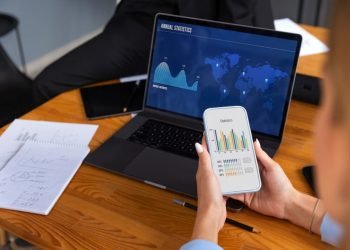 TechBerry review: A Hands-Free Social Trading Experience