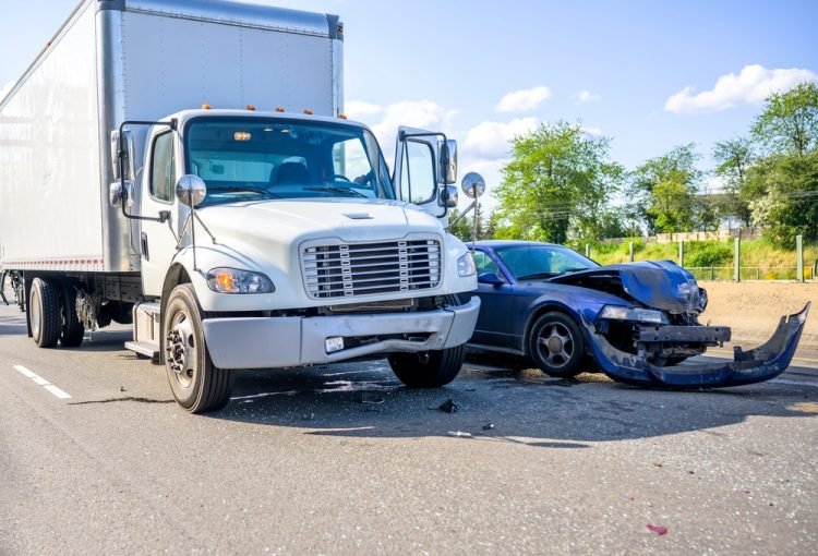 How to Choose the Right Houston Truck Accident Lawyer