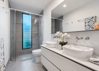 The Ultimate Guide to a Spotless Home: House Cleaning Tips and Tricks