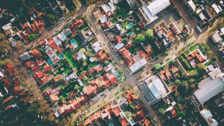 Strategies for Navigating the Current Real Estate Market