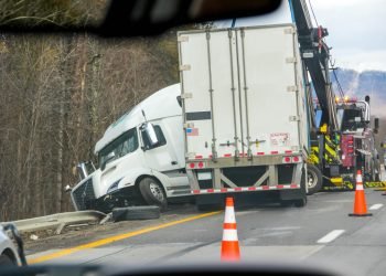 The Aftermath of a Truck Accident: What to Do