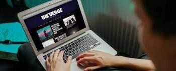 12 Best Tech Informational Websites to Keep You in the Know