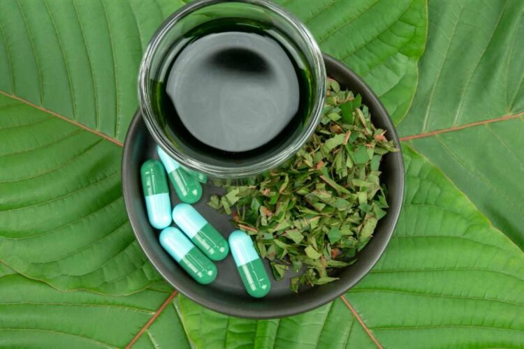 A Detailed Guide to the Benefits and Effects of Pure Kratom Capsules