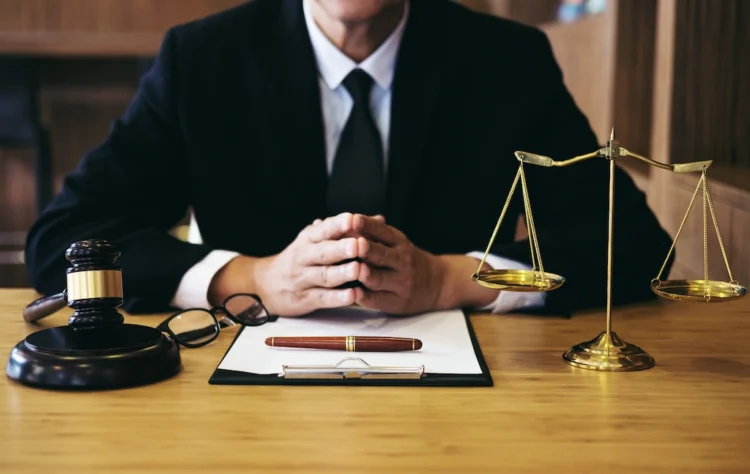 Selecting the Best Criminal Defense Attorney: A Comprehensive Guide
