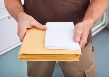 Top Reasons Small Businesses Should Consider OnlineCheckWriter for Overnight Check Mailing