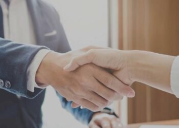 The Power of Brokers: Why They’re Essential in Bridging Finance