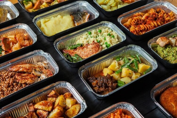 Top Advantages of Hiring a Professional Lunch Catering Service
