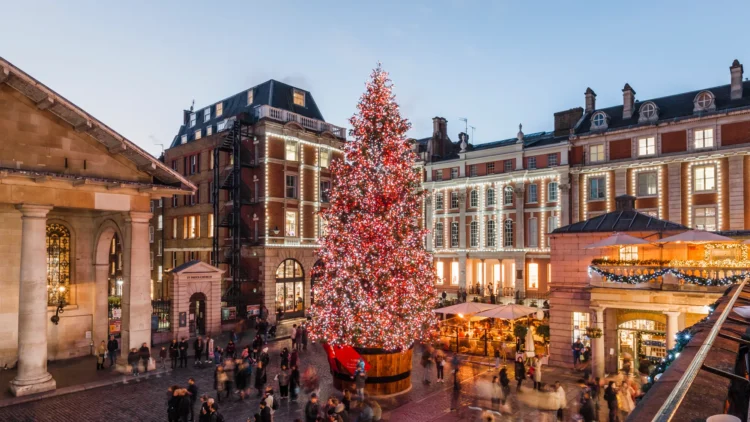 Add Festive Cheer to Your Holiday Event with London’s Best Christmas Carolers