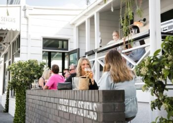 Larry Brakefield: Creating a Service-Driven Culture in Hospitality