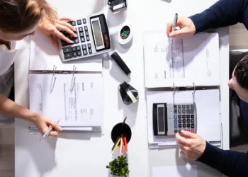 Charting Your Course to Wealth: Setting Goals