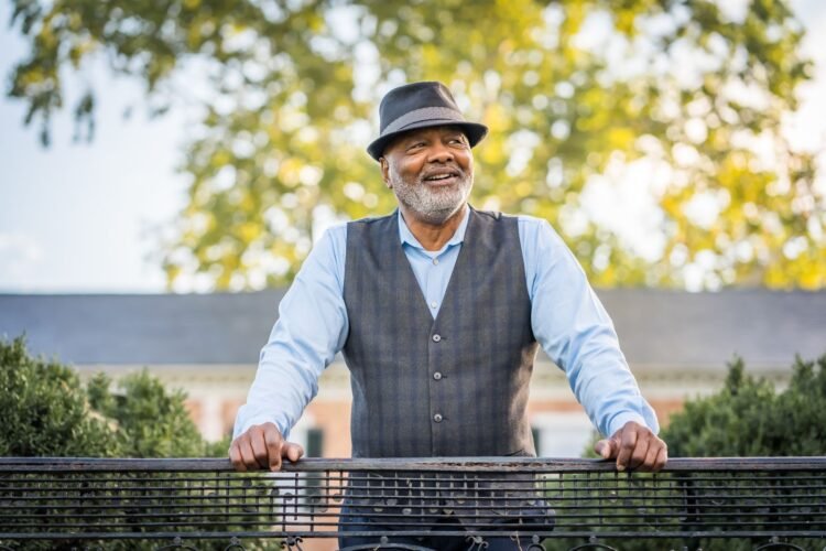 Retirement Pension Plans vs. Savings Accounts: Which is Better?