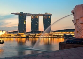 Exploring Singapore: Top Attractions and Hidden Gems