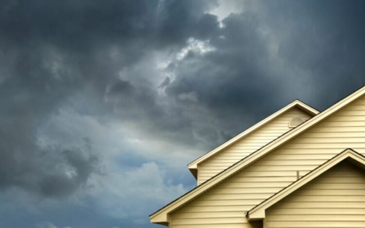 The Ultimate Checklist: 10 Must-Have Items for Your Car in Queensland’s Unpredictable Weather